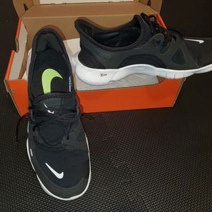 Nike free RN 5.0 womens shoes size 8.5